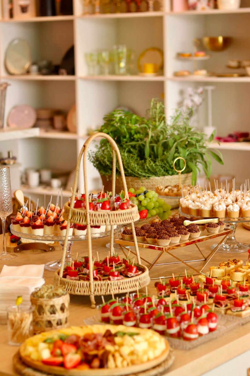 Bolos artesanais para café da tarde e eventos em Araucária
